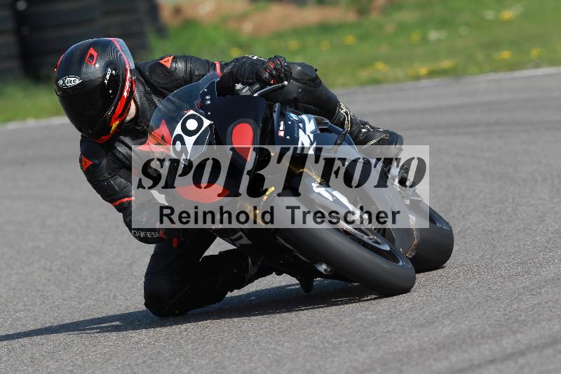 /Archiv-2022/06 15.04.2022 Speer Racing ADR/Gruppe gelb/90